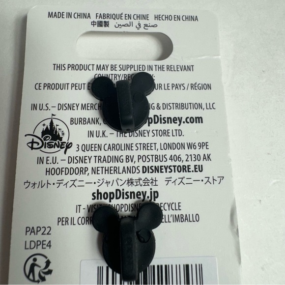 NWT. Disney parks Pluto President’s Day 2024 pin. Cute and collectible - Picture 5 of 5